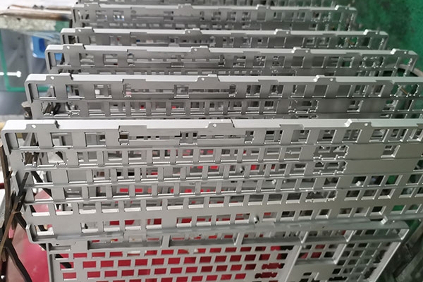 鋁件CNC加工：打造精密部件的得力工具